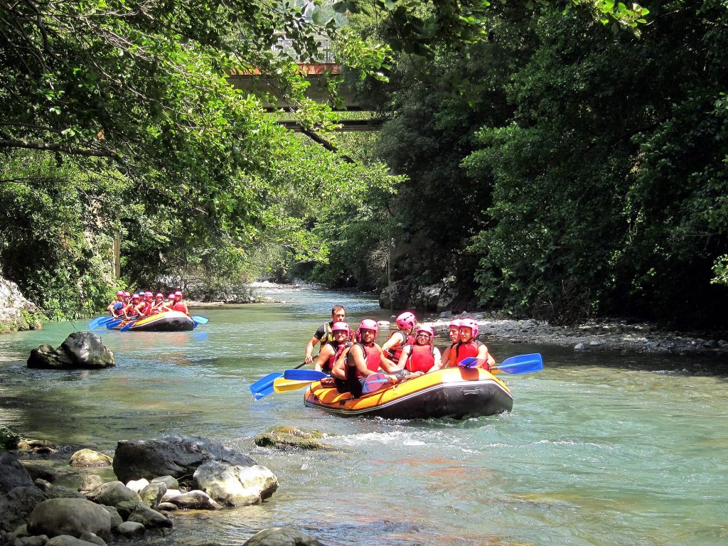 papasidero_lao_rafting